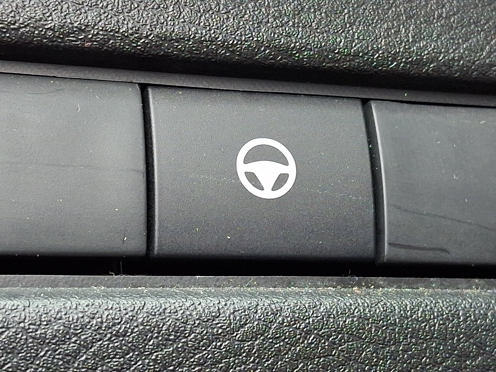 Used 2023 Nissan Rogue SV w/ SV Premium B Package AWD/4WD image 24