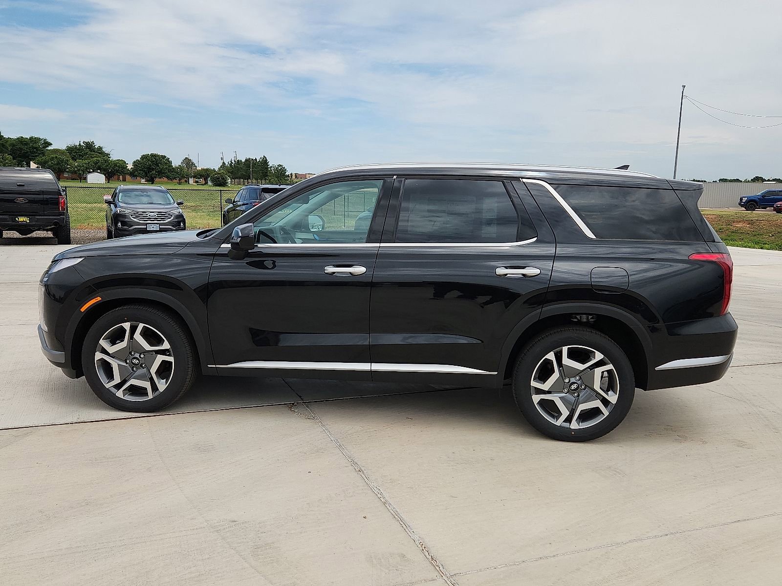 New 2025 Hyundai Palisade SEL AWD/4WD image 2