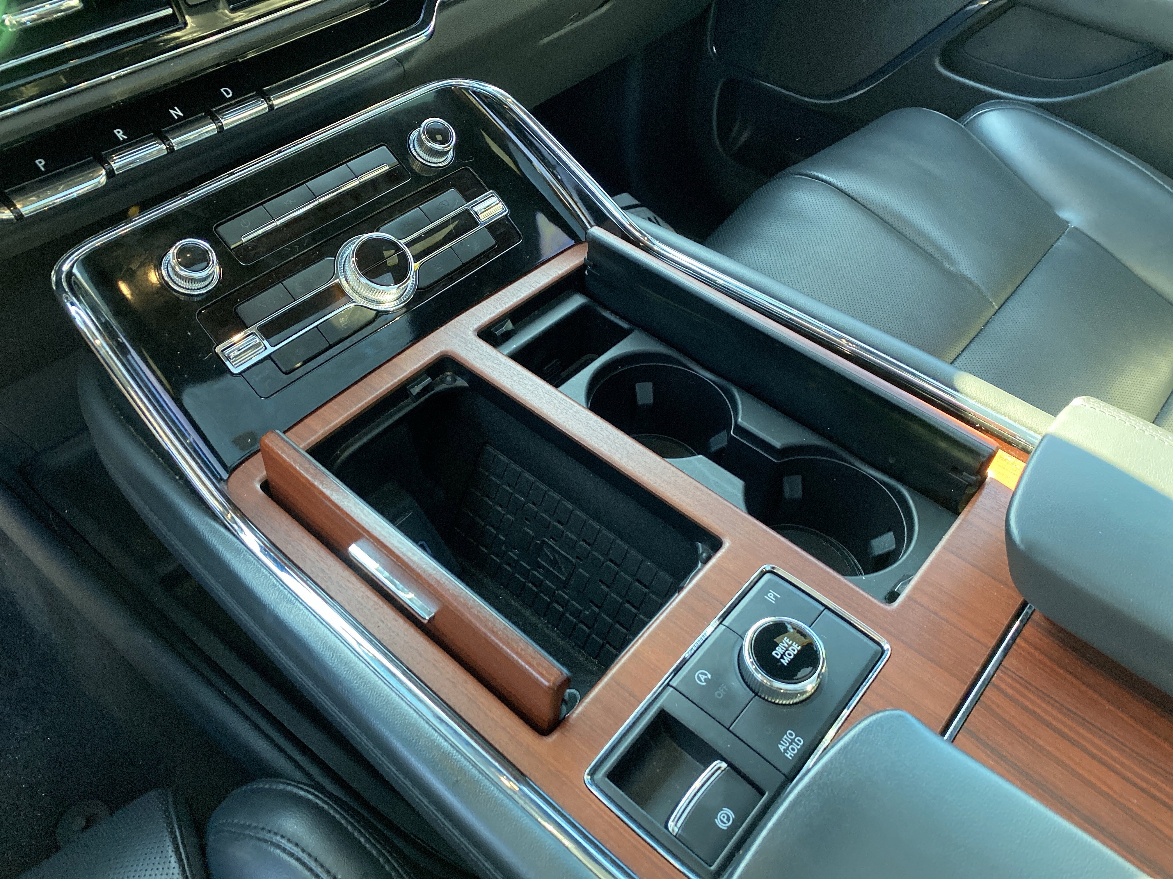 Used 2024 Lincoln Navigator L 4WD image 24