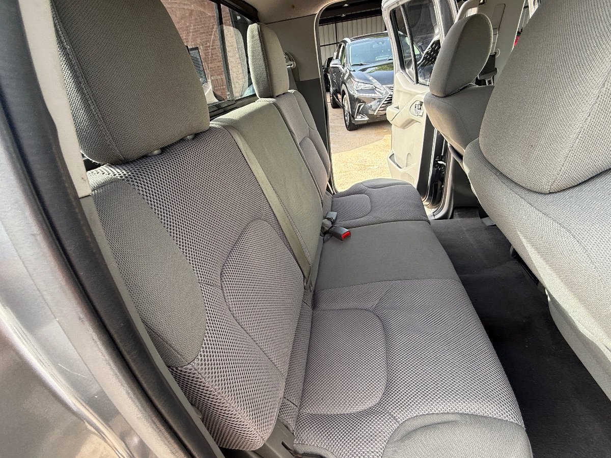 Used 2019 Nissan Frontier SV RWD image 19