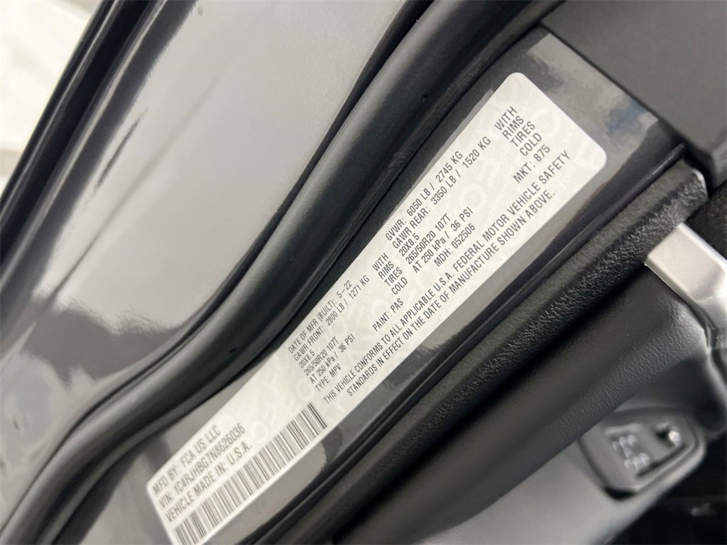 Used 2022 Jeep Grand Cherokee Limited image 28