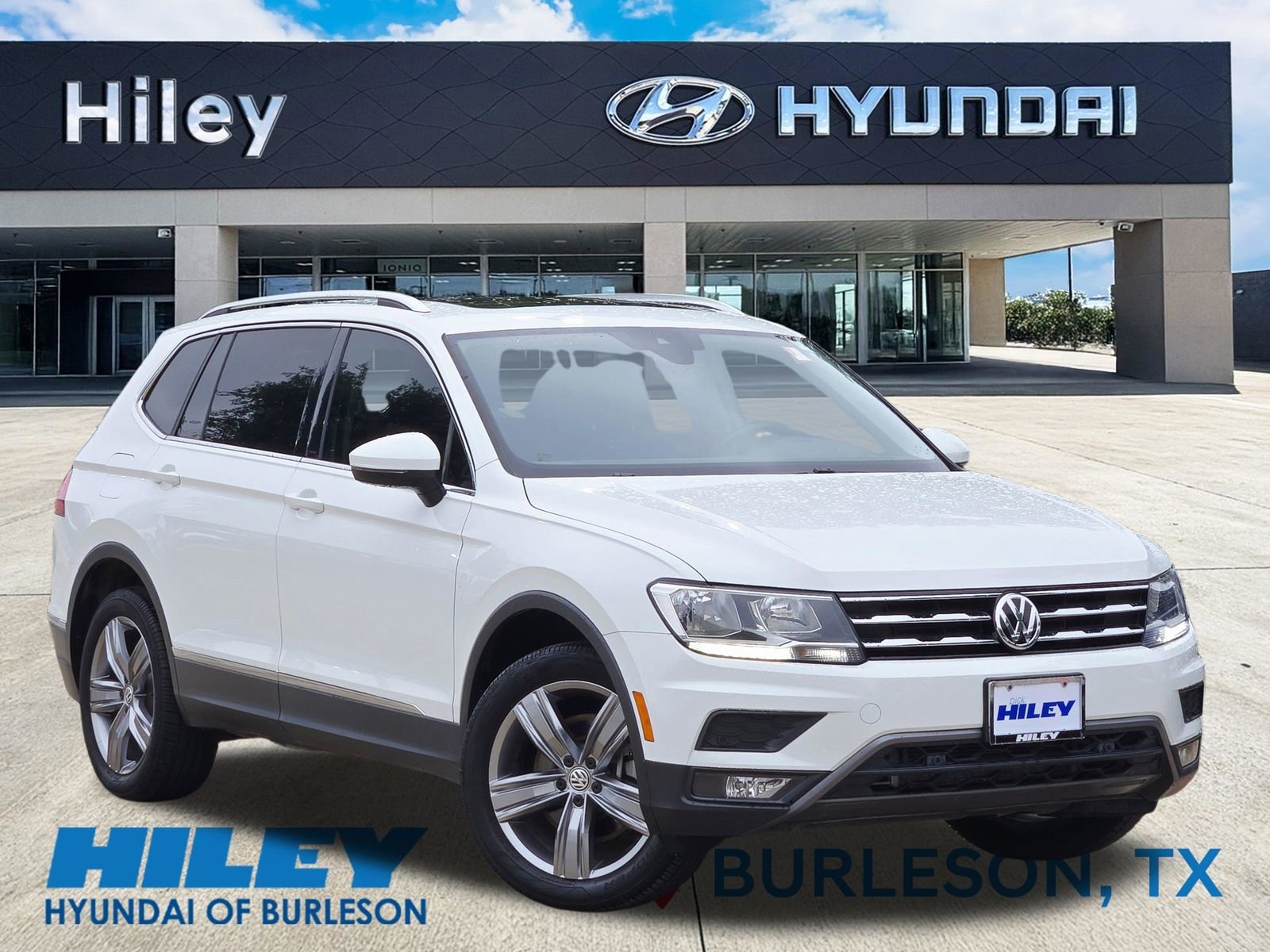 Used 2021 Volkswagen Tiguan SEL w/ 3-Row Tiguan MDO Package FWD video 2