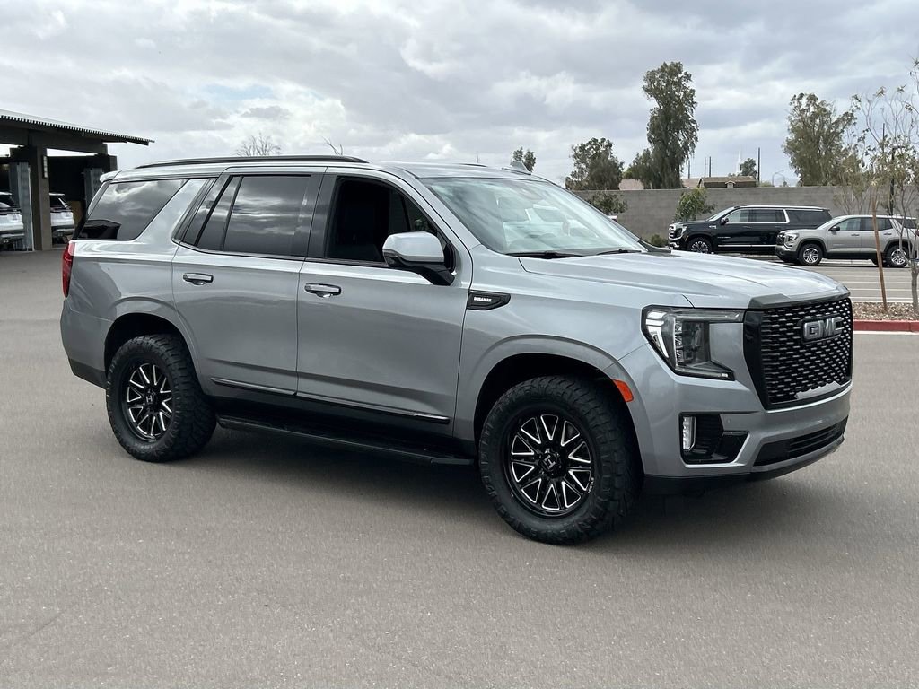 Used 2023 GMC Yukon Denali w/ Max Trailering Package image 2
