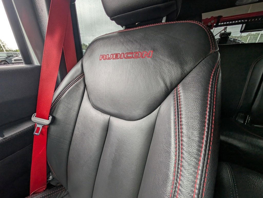Used 2018 Jeep Wrangler Unlimited Rubicon image 15
