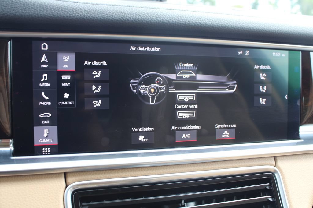 Used 2018 Porsche Panamera 4 AWD/4WD image 21