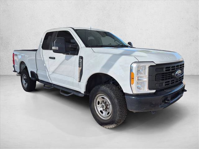 Used 2023 Ford F250 XL w/ FX4 Off-Road Package AWD/4WD video 3
