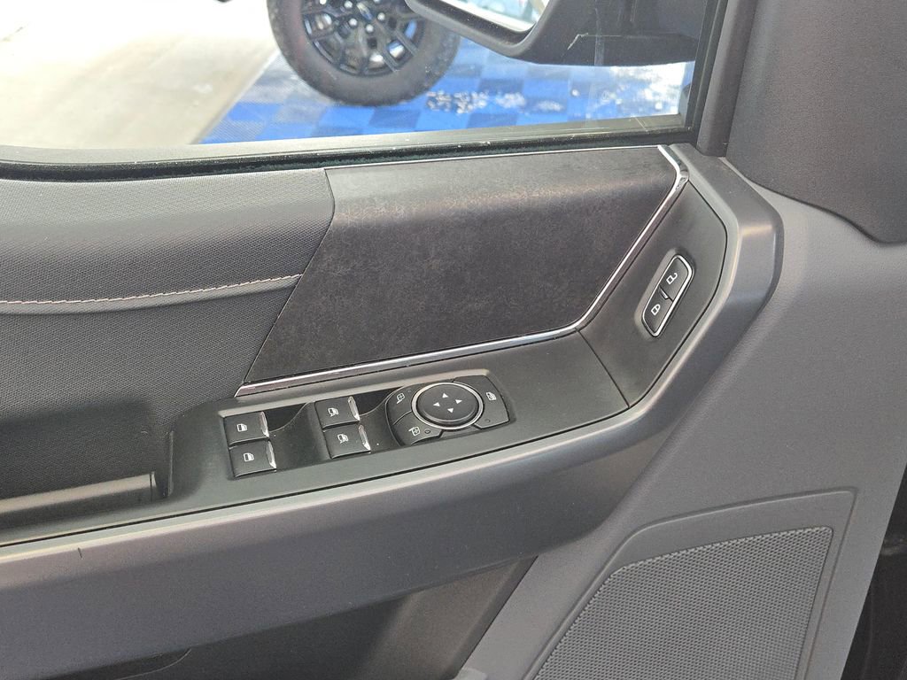 Used 2025 Ford F150 XLT w/ Equipment Group 301A Standard image 9