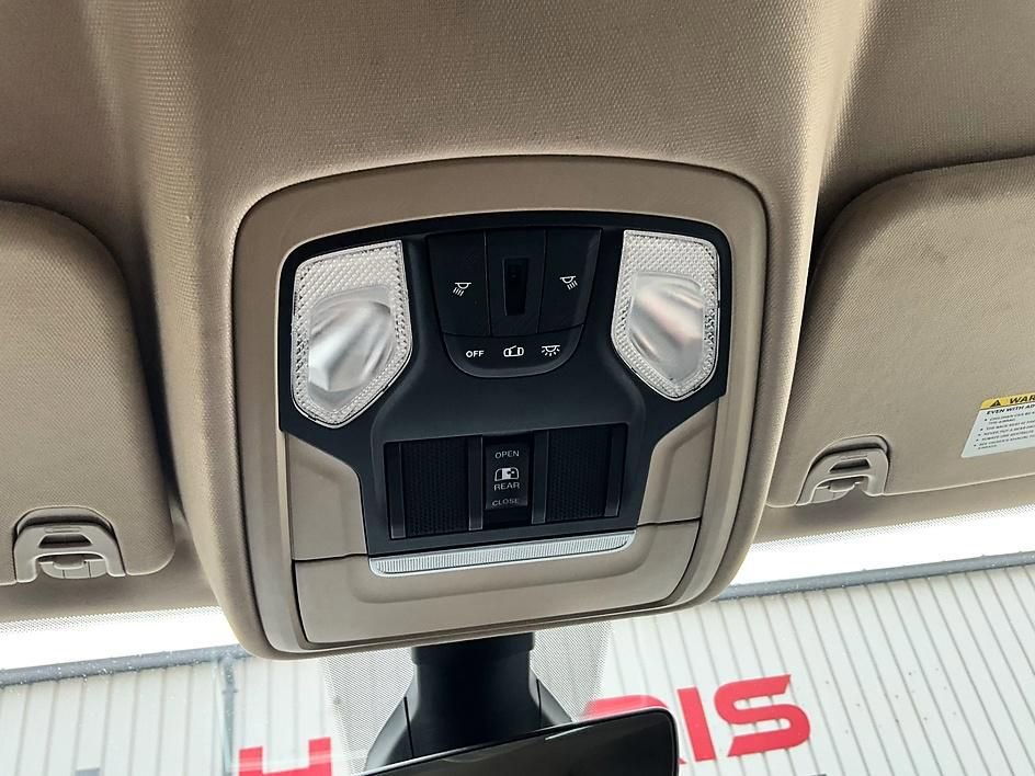 Used 2020 RAM 1500 Big Horn AWD/4WD image 30