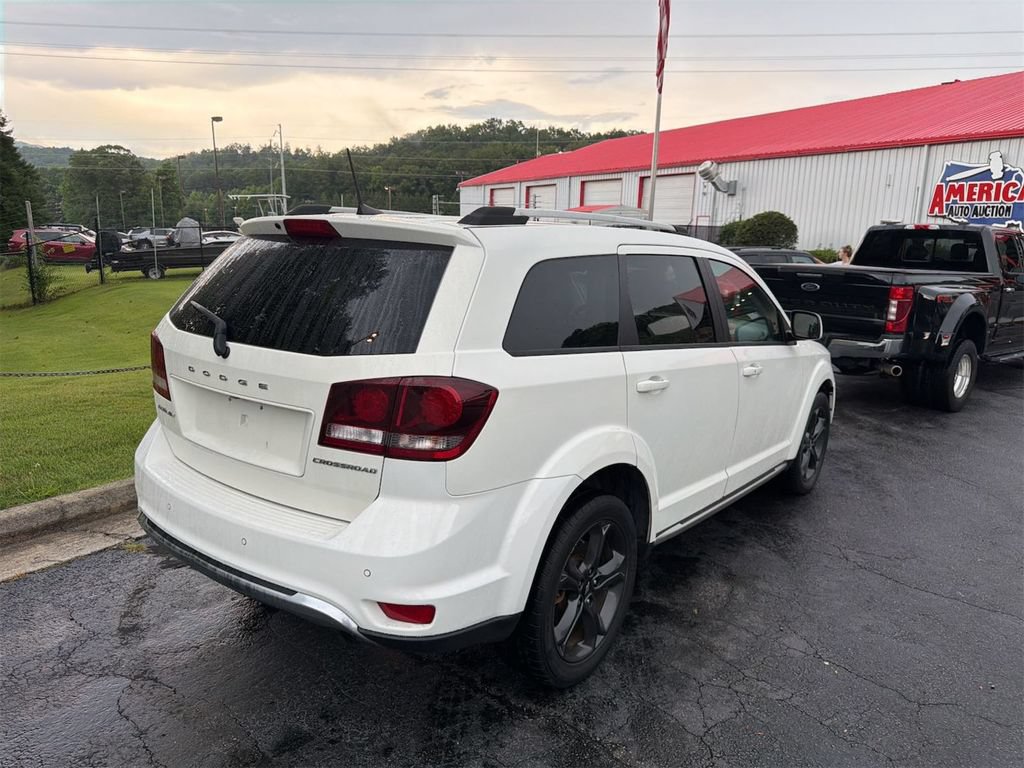 Used 2020 Dodge Journey Crossroad FWD image 4