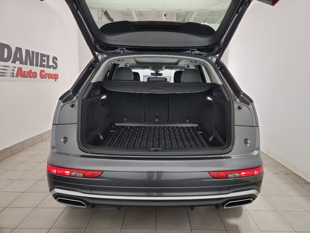 Used 2023 Audi Q5 2.0T Premium Plus w/ Premium Plus Package image 41