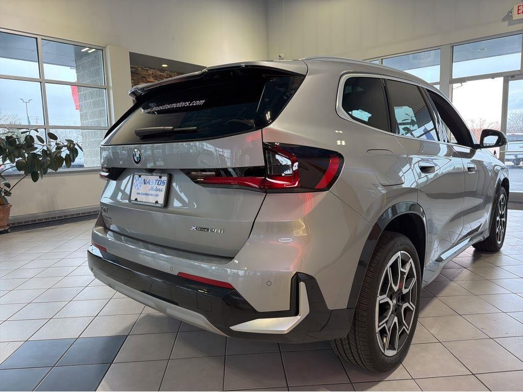 Used 2024 BMW X1 xDrive28i AWD/4WD image 13
