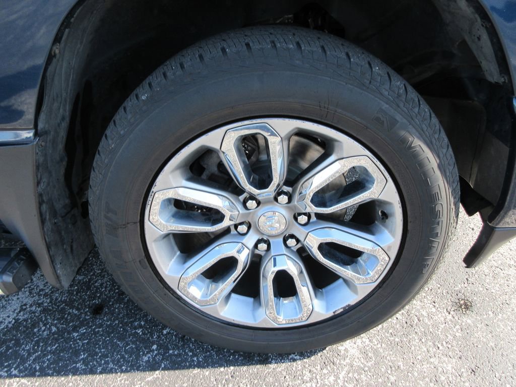 Used 2019 RAM 1500 Sport w/ Level 2 Equipment Group AWD/4WD image 9