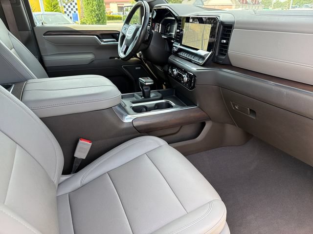 Used 2023 GMC Sierra 1500 SLT w/ SLT Premium Package AWD/4WD image 24