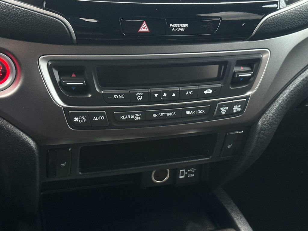 Used 2022 Honda Pilot Sport image 21