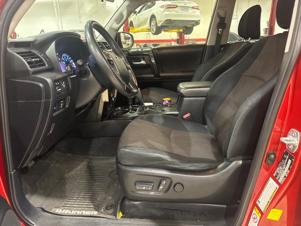 Used 2014 Toyota 4Runner Trail AWD/4WD image 51