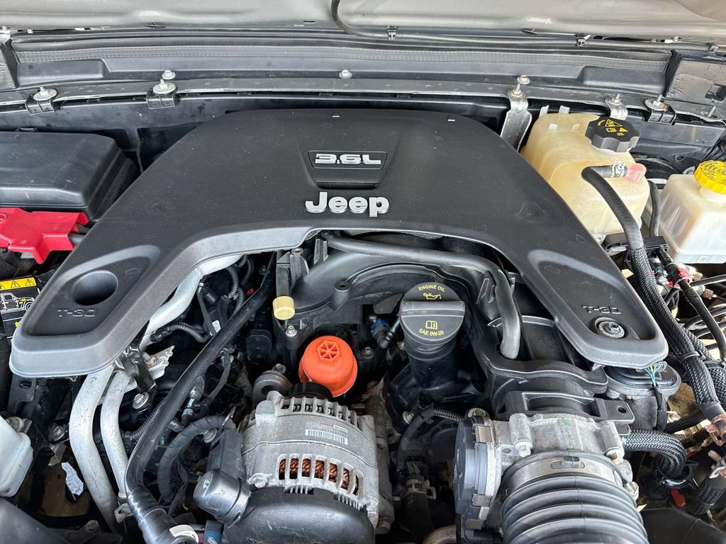 Used 2021 Jeep Gladiator Mojave w/ Dual Top Group AWD/4WD image 26