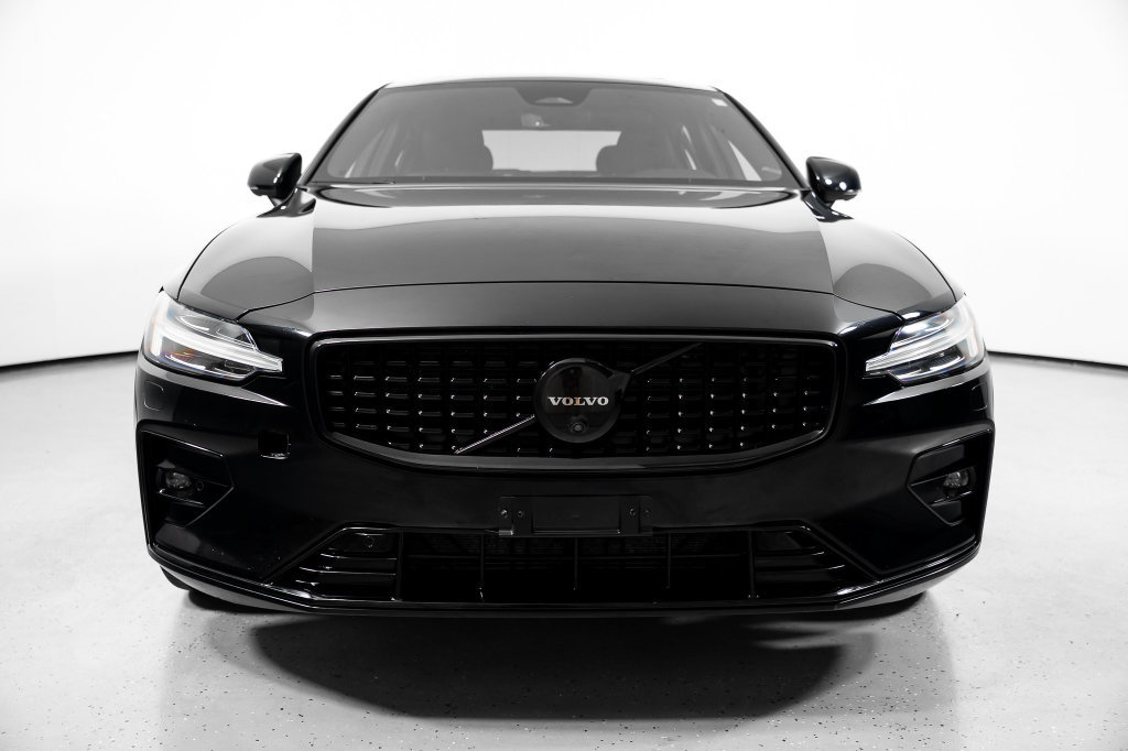 Used 2024 Volvo S60 B5 Plus AWD/4WD image 15
