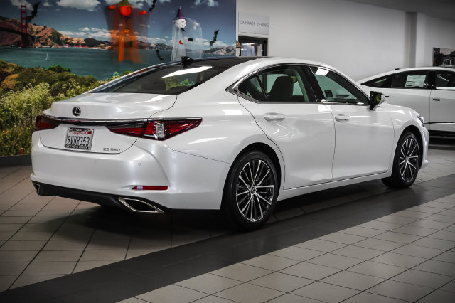 Certified 2025 Lexus ES 350 w/ Premium Package FWD image 6