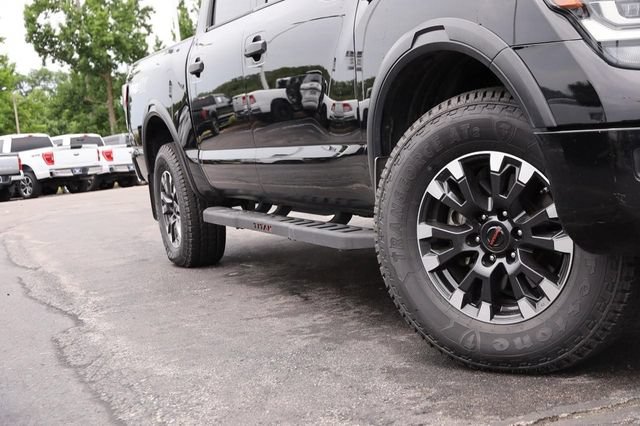 Used 2021 Nissan Titan PRO-4X w/ Pro-4x Convenience Package AWD/4WD image 3