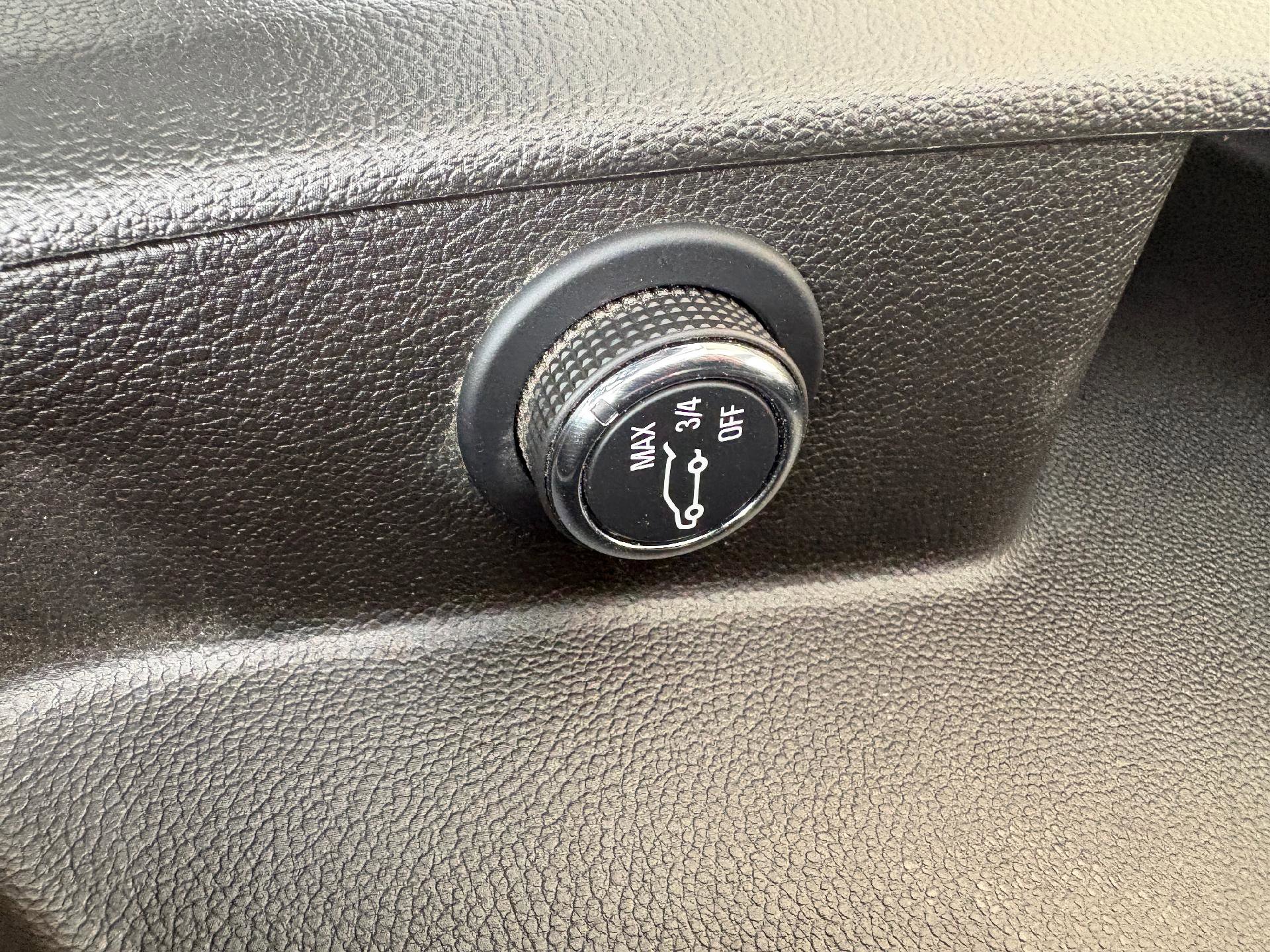 Used 2023 Chevrolet Traverse Premier w/ LPO, Floor Liner Package image 19