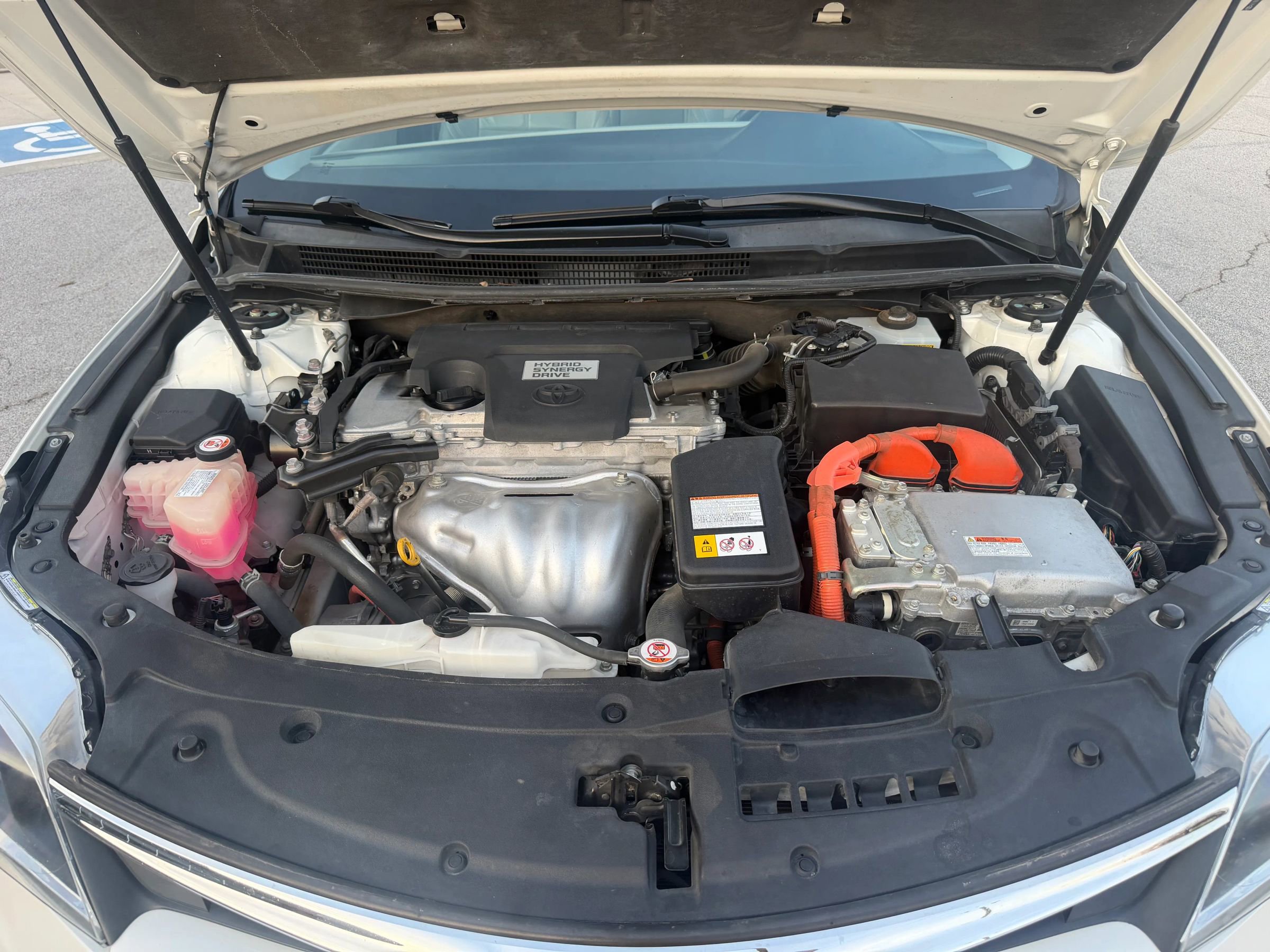 Used 2018 Toyota Avalon Limited image 38