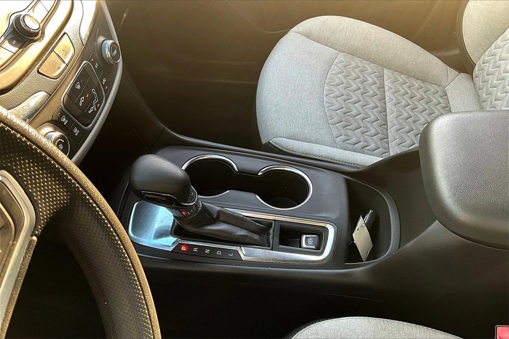 Used 2022 Chevrolet Equinox LT image 18