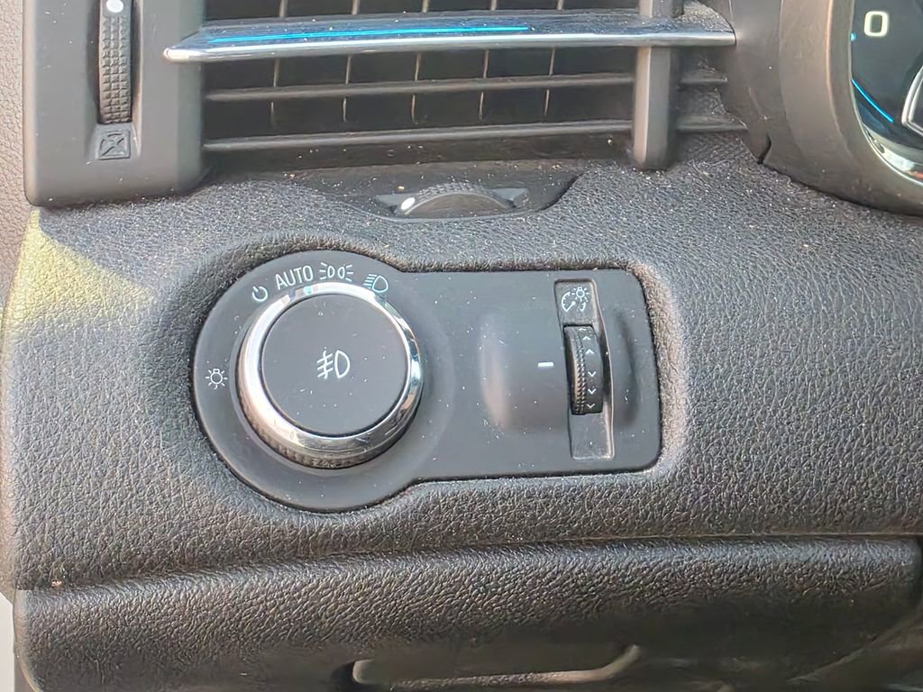 Used 2013 Chevrolet Malibu LTZ image 15