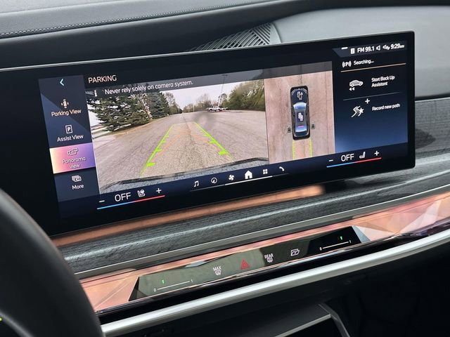 Certified 2023 BMW 760i xDrive AWD/4WD image 33