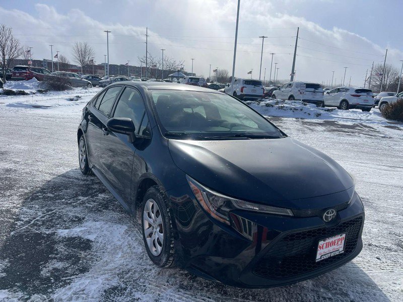 Used 2021 Toyota Corolla LE image 2