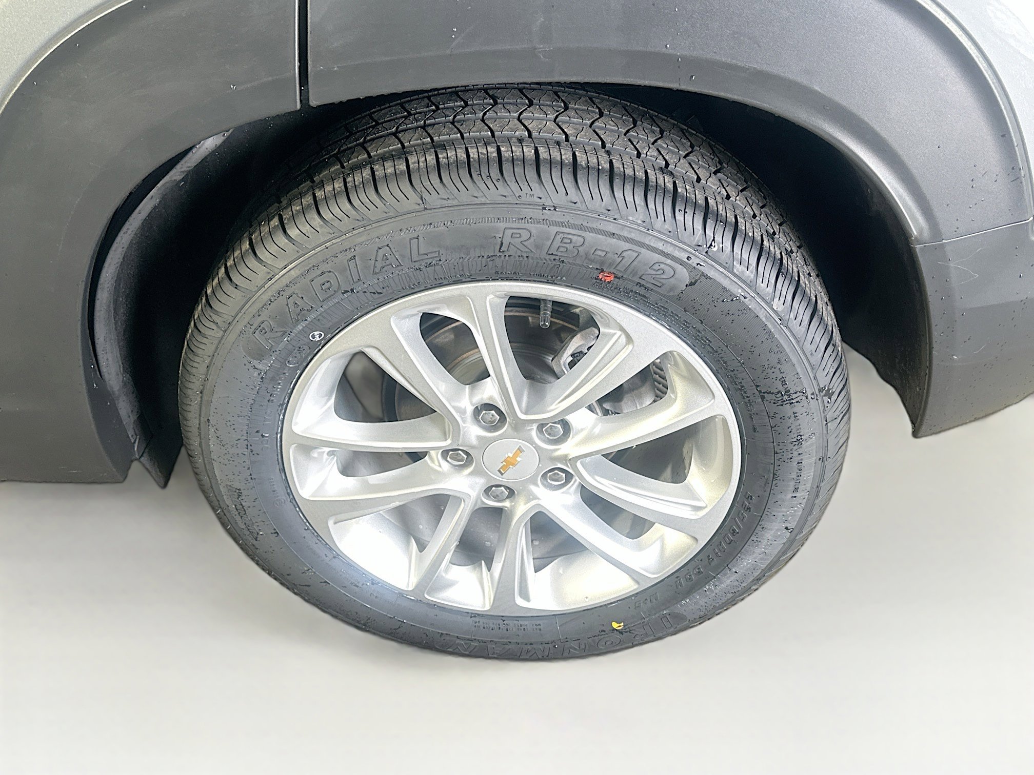 Used 2024 Chevrolet TrailBlazer LS FWD image 11