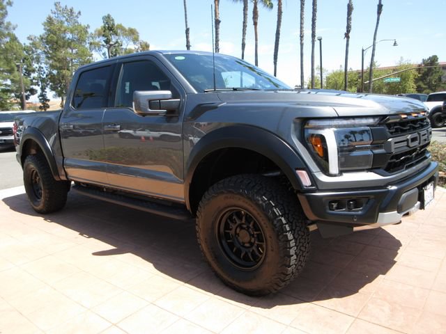 Used 2025 Ford F150 Raptor AWD/4WD image 6