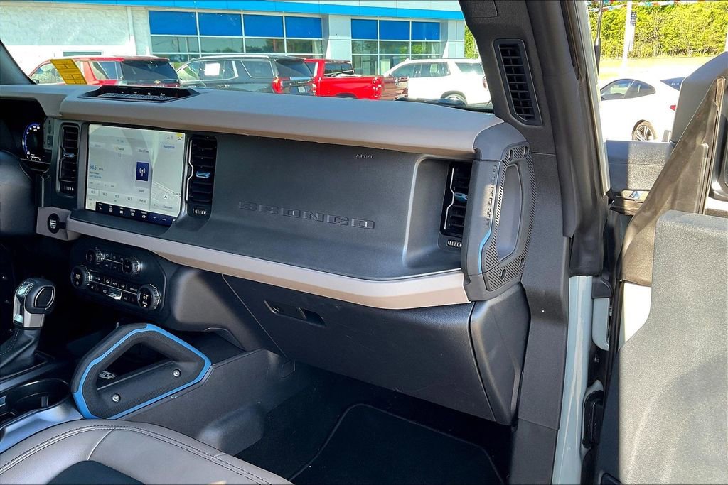 Used 2024 Ford Bronco Wildtrak AWD/4WD image 15