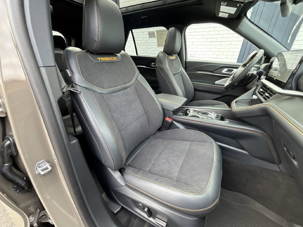 New 2026 Ford Explorer Tremor w/ Tremor Ultimate Package AWD/4WD image 28