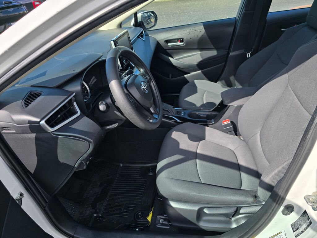 Used 2020 Toyota Corolla LE image 14