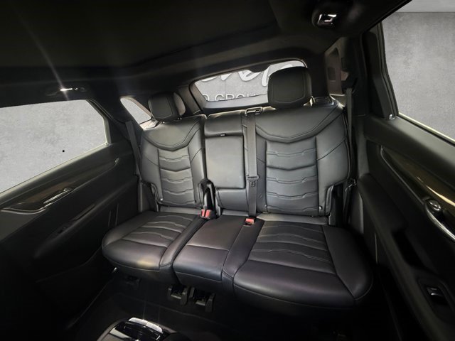 Certified 2022 Cadillac XT5 Premium Luxury w/ Platinum Package image 18