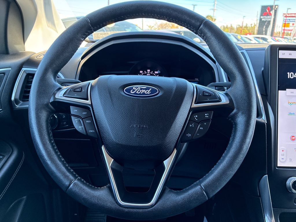 Used 2022 Ford Edge Titanium AWD/4WD image 23