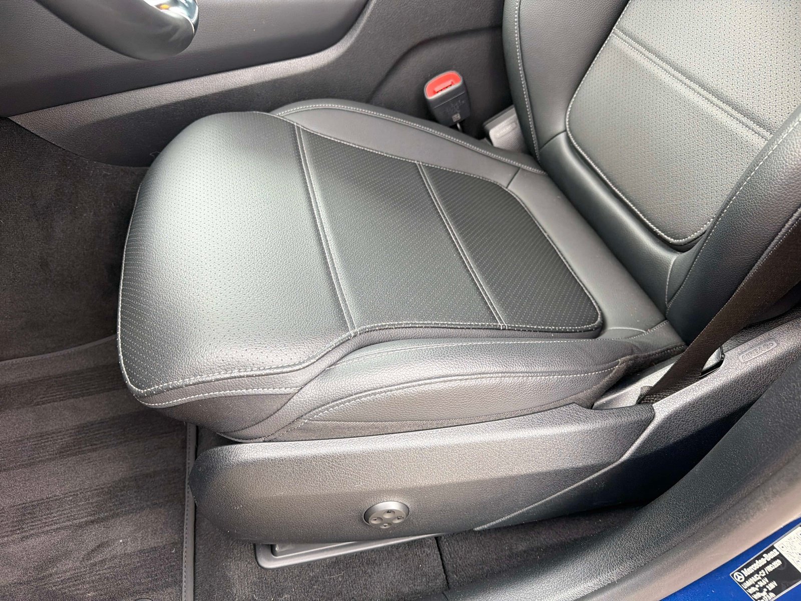 Certified 2026 Mercedes-Benz GLC 300 image 18