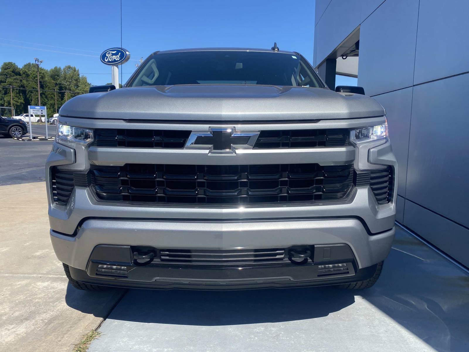 Used 2024 Chevrolet Silverado 1500 RST AWD/4WD image 12