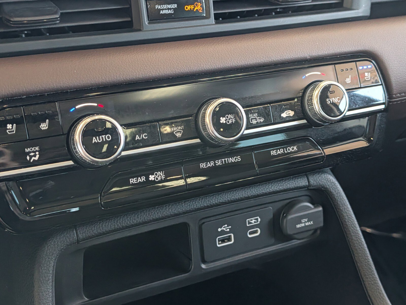 Used 2024 Honda Pilot Elite image 27