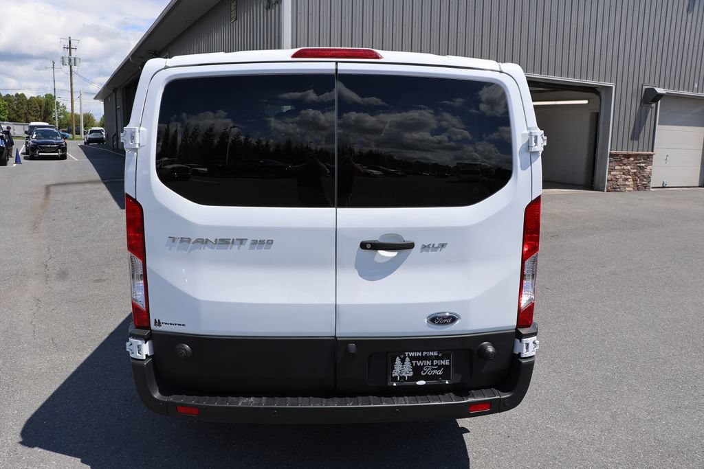 Used 2024 Ford Transit 350 XLT RWD image 7