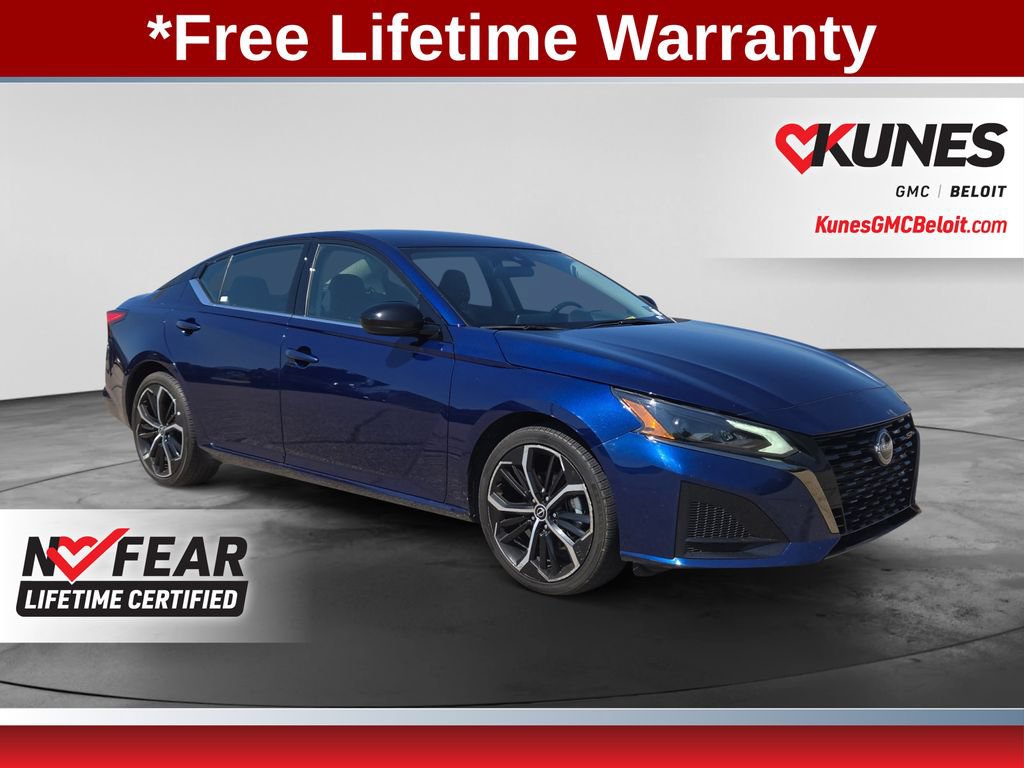 Used 2024 Nissan Altima 2.5 SR FWD image 1