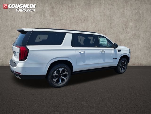 New 2026 GMC Yukon XL AT4 Ultimate AWD/4WD image 8