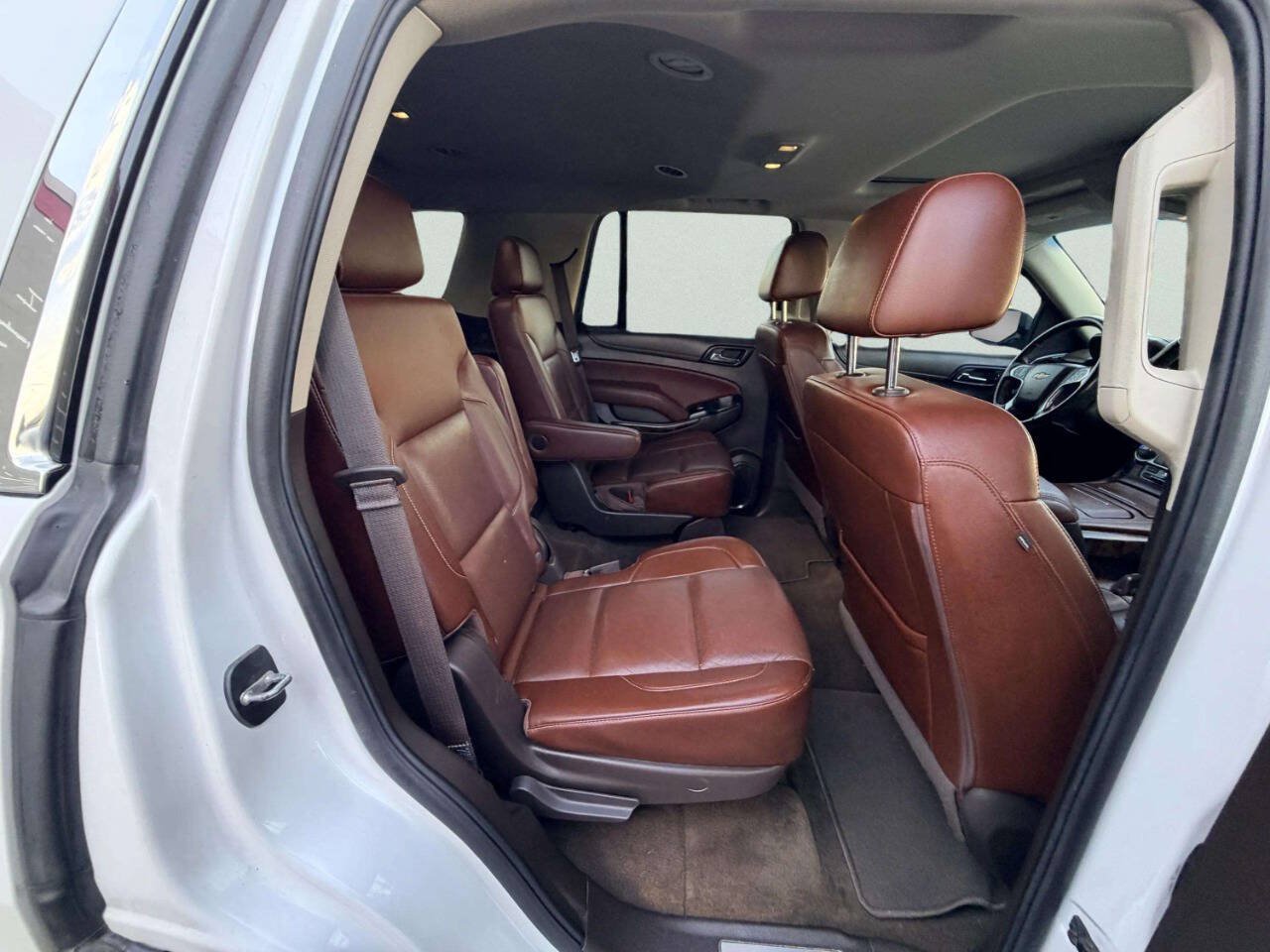 Used 2017 Chevrolet Tahoe Premier AWD/4WD image 34