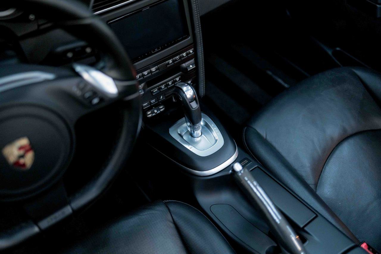 Used 2011 Porsche 911 Turbo S image 51