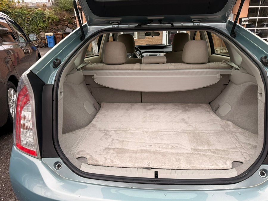 Used 2014 Toyota Prius Three FWD image 9