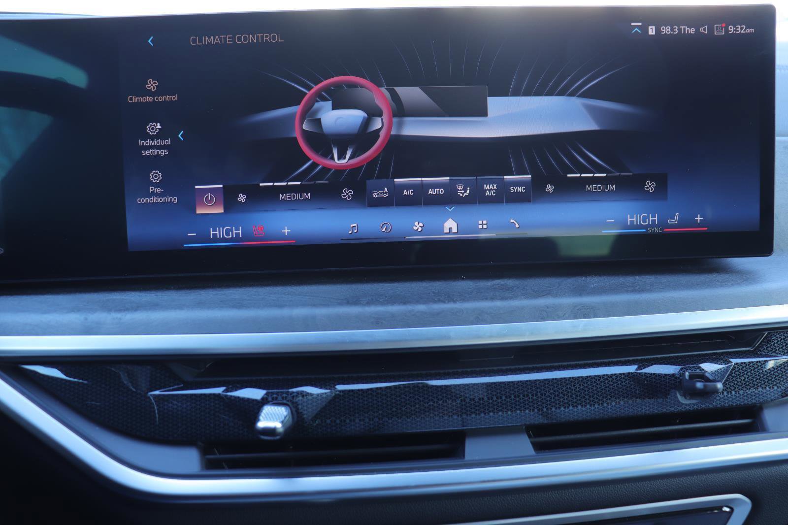 Used 2024 BMW X5 xDrive40i w/ Premium Package image 33