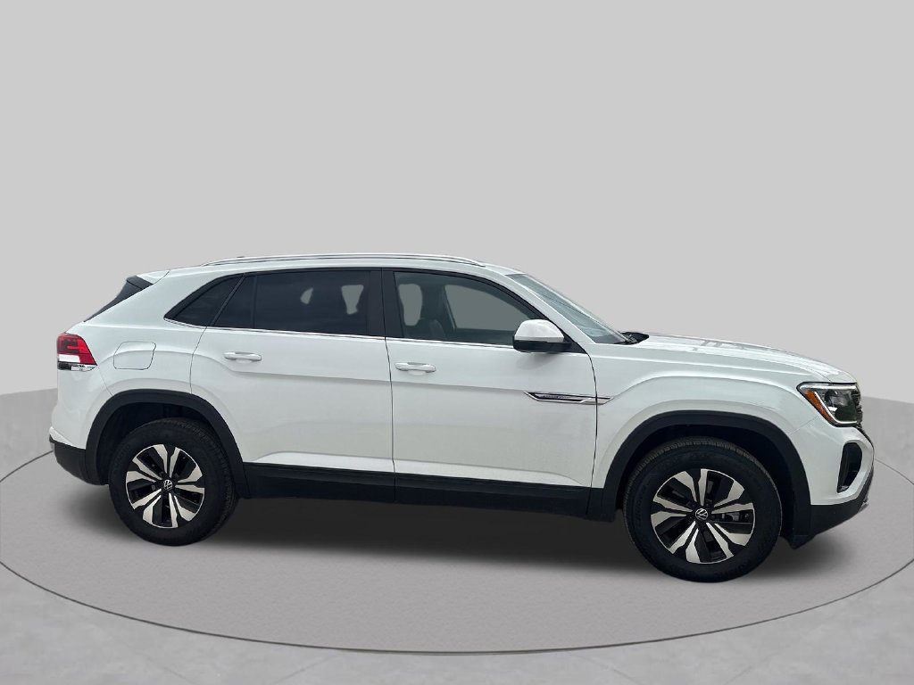 Used 2025 Volkswagen Atlas Cross Sport SE AWD/4WD image 36