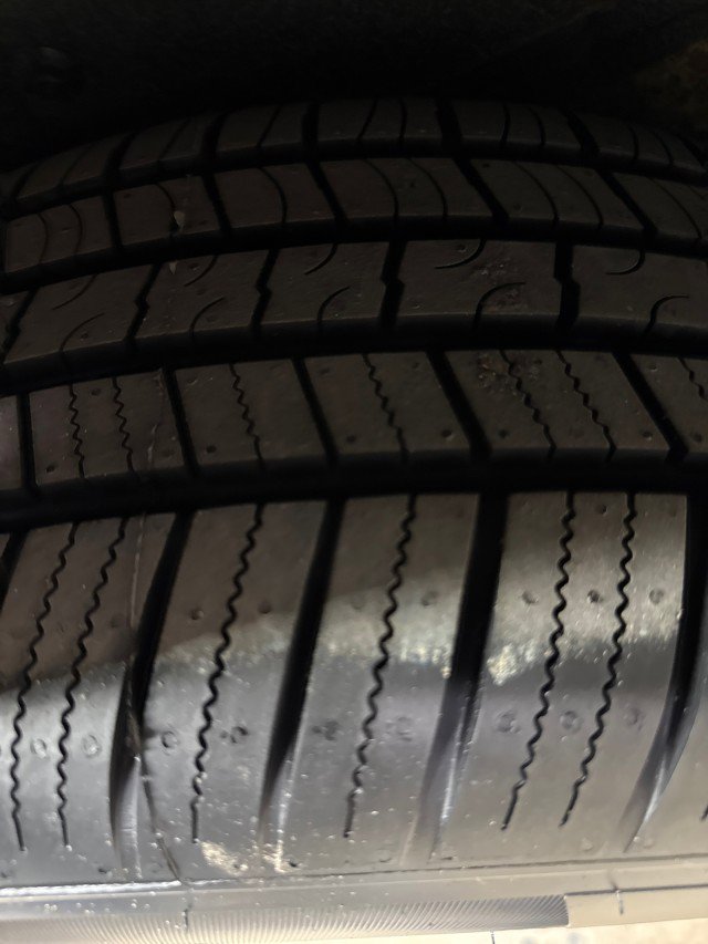 Used 2020 Toyota Sienna L image 39