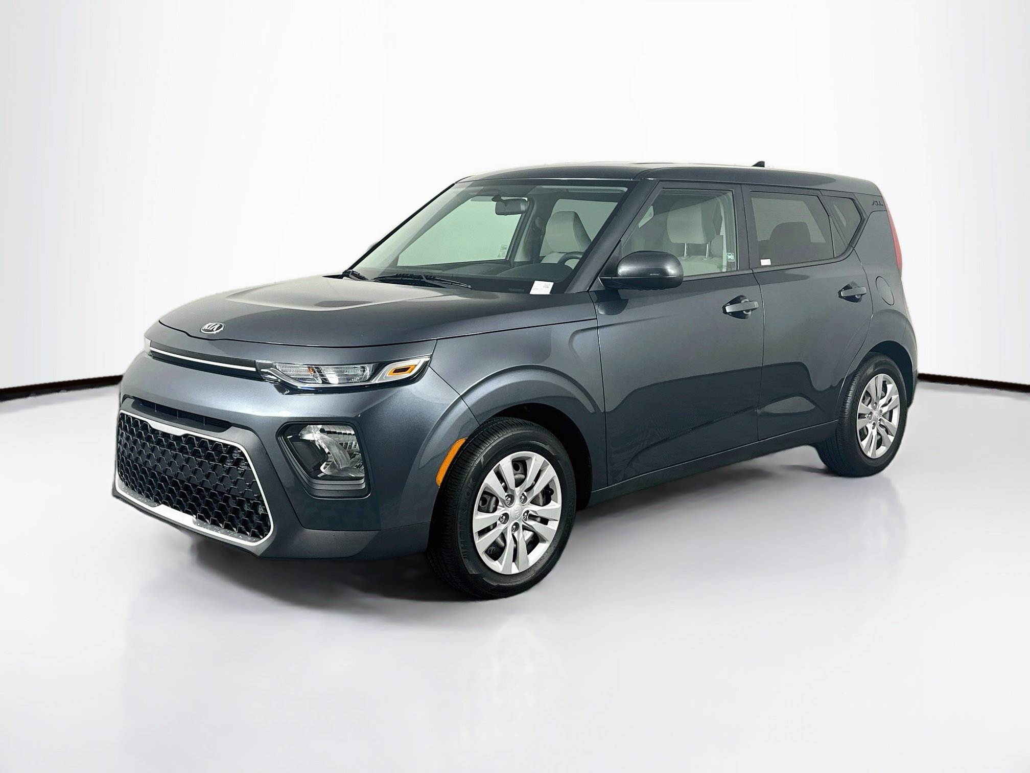 Used 2020 Kia Soul LX FWD image 3