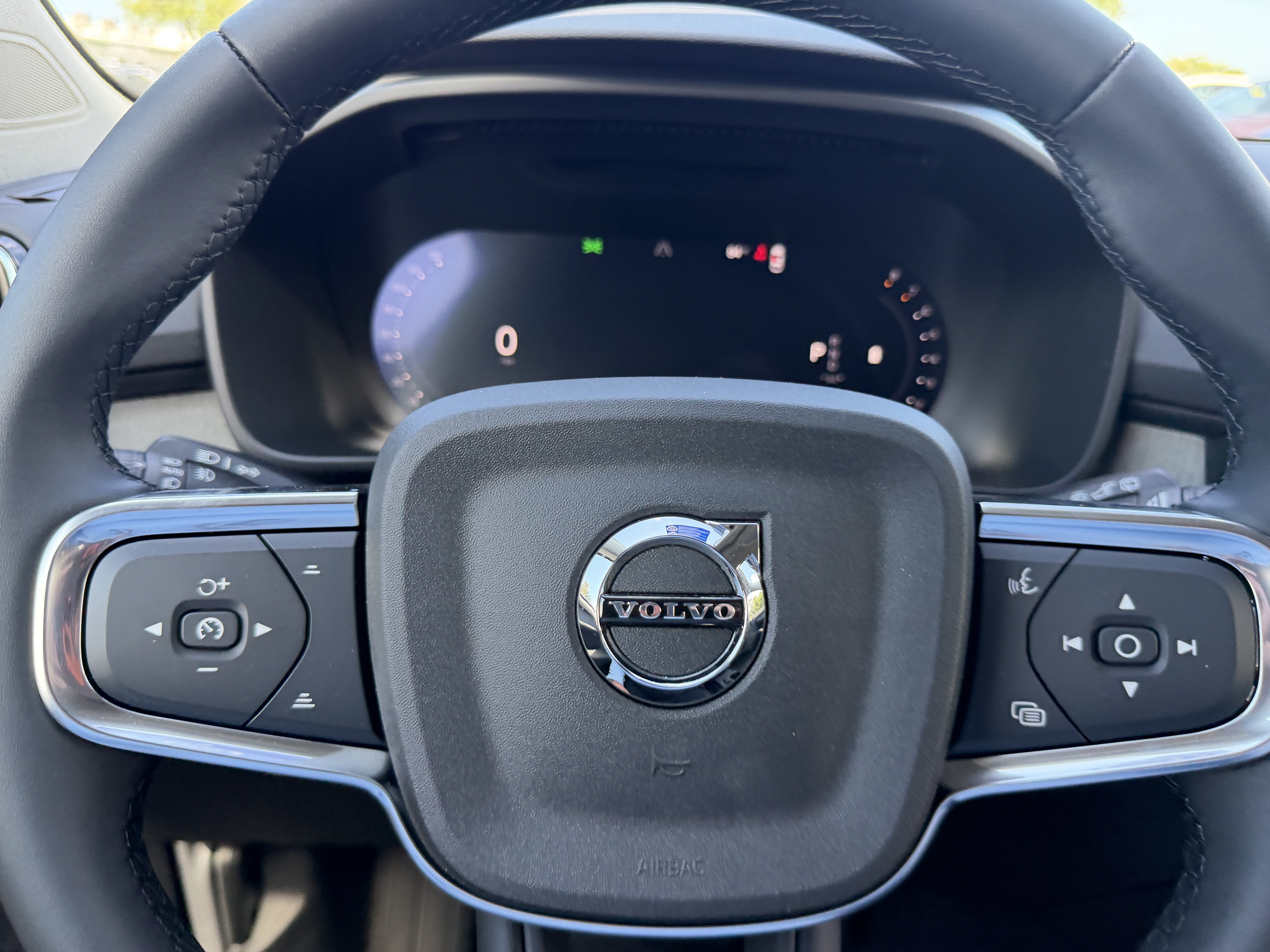 New 2026 Volvo XC40 B4 Core w/ Climate Package FWD image 30